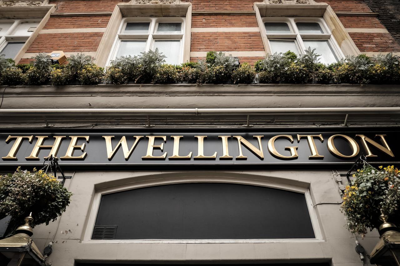 The Wellington Hotel London Exterior foto